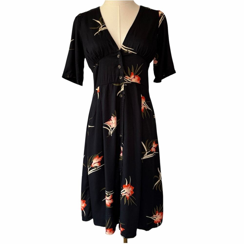 RVCA Black‎ Floral Fit & Flare Tea Dress Button Front V-neck Cottagecore XS